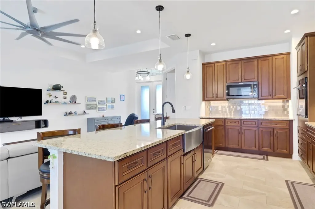 2422 Old Burnt Store Road N Cape Coral FL 33993