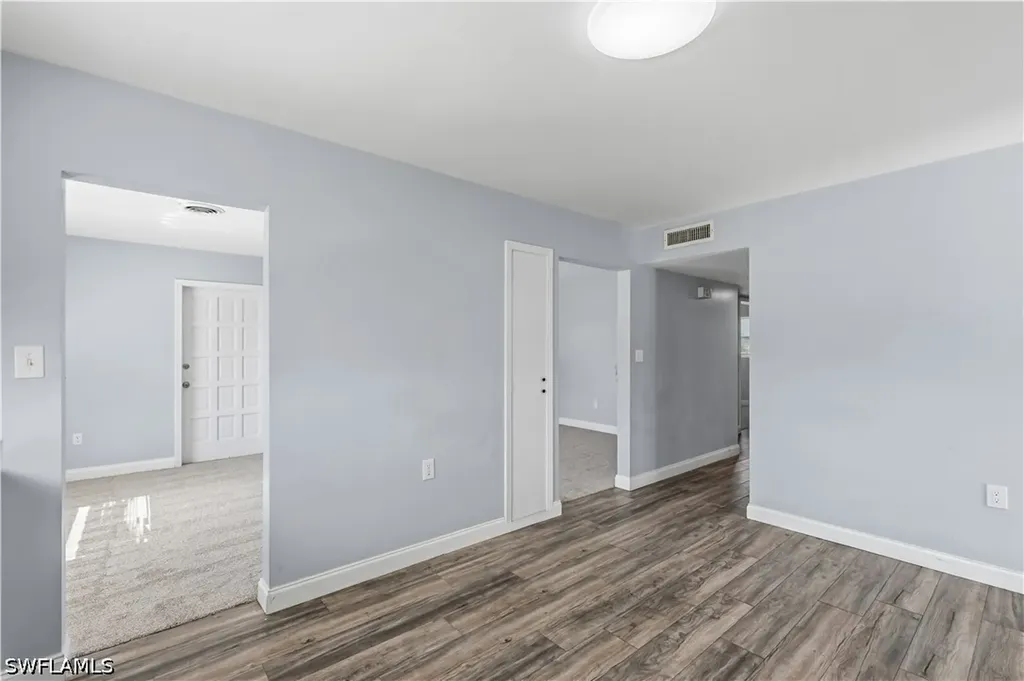 4220 Deleon Street Fort Myers FL 33901