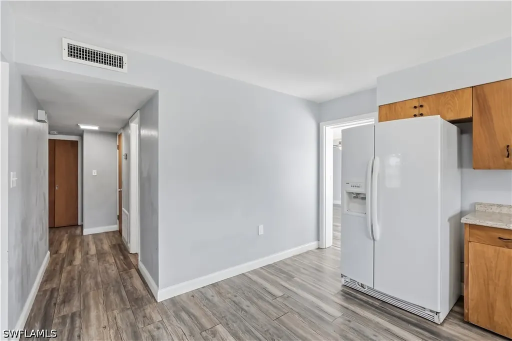 4220 Deleon Street Fort Myers FL 33901