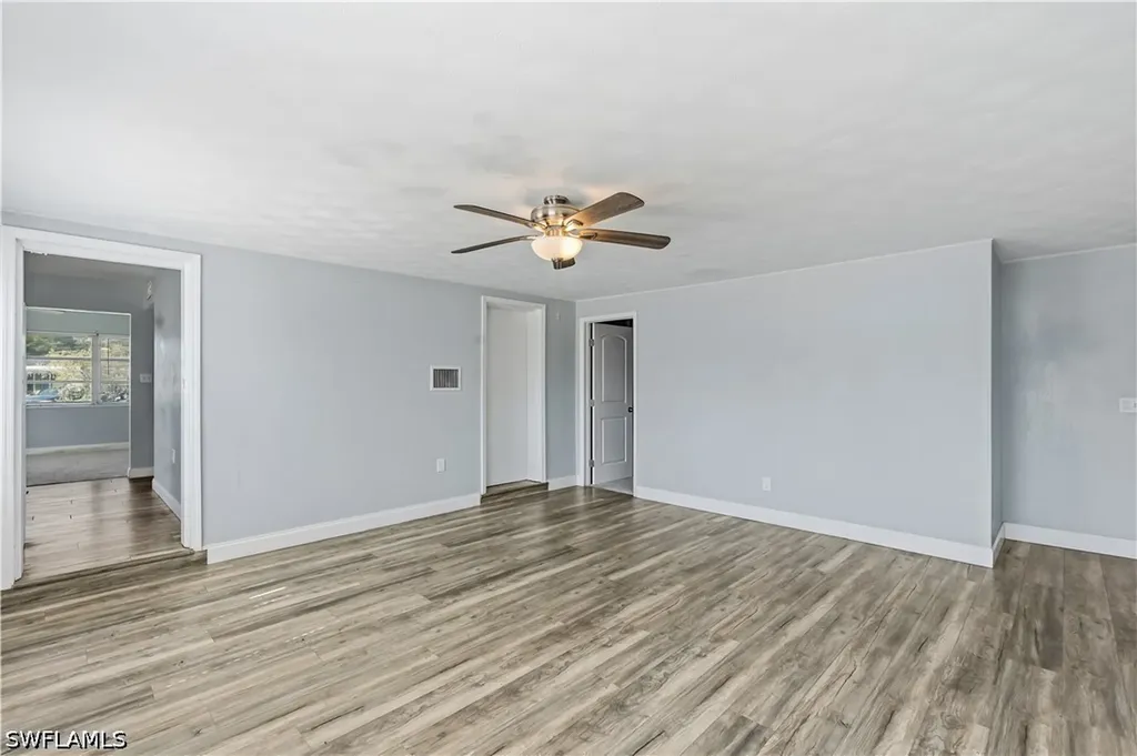 4220 Deleon Street Fort Myers FL 33901