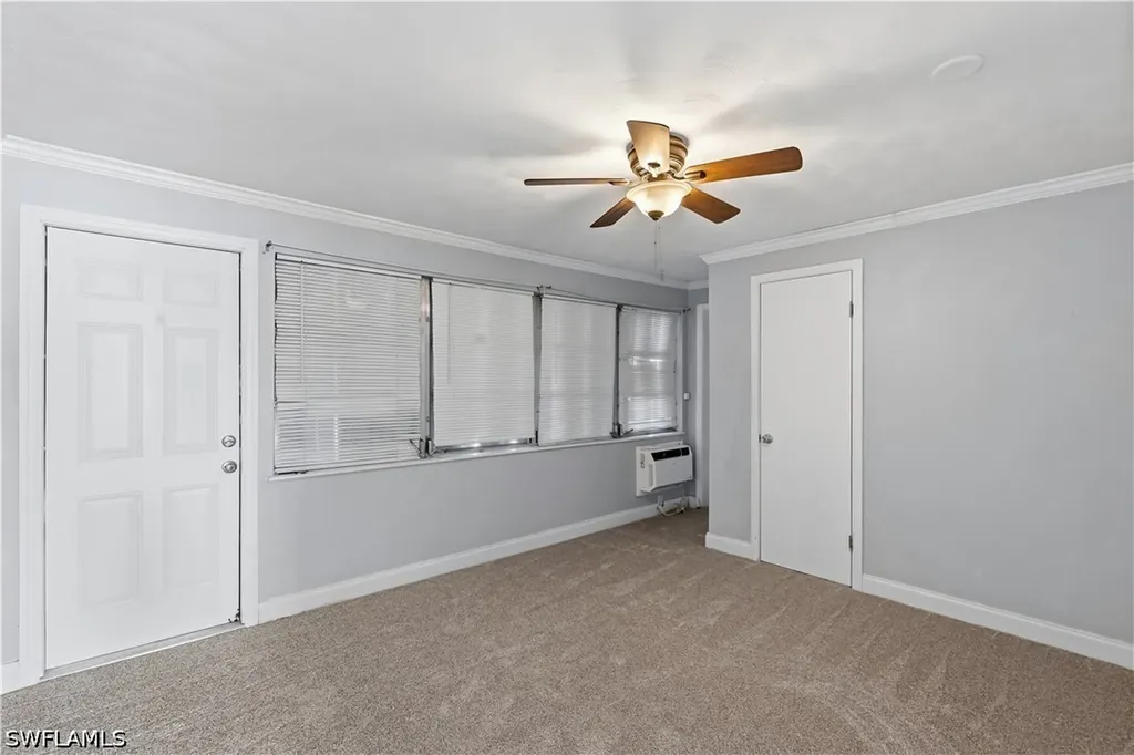 4220 Deleon Street Fort Myers FL 33901