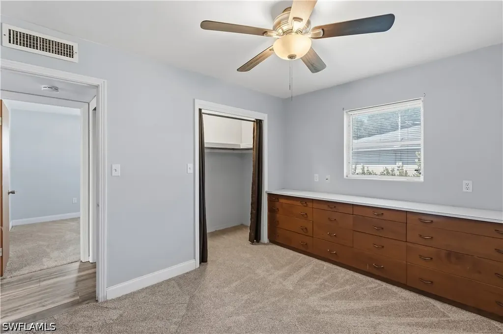 4220 Deleon Street Fort Myers FL 33901