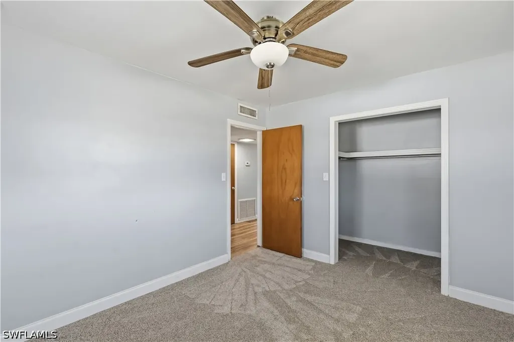 4220 Deleon Street Fort Myers FL 33901