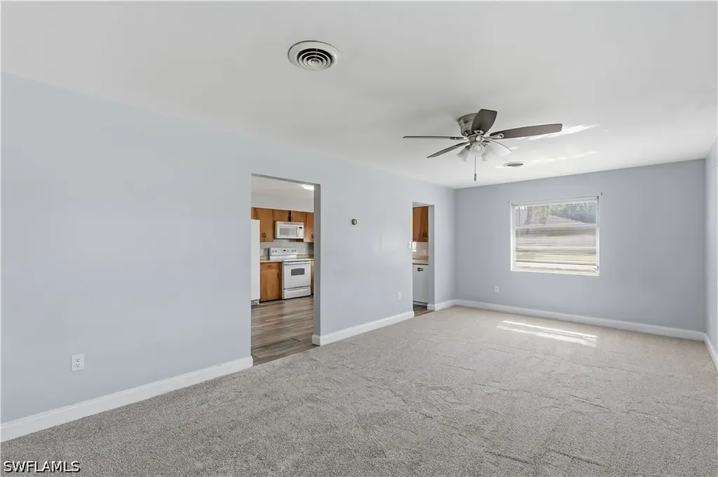 4220 Deleon Street Fort Myers FL 33901