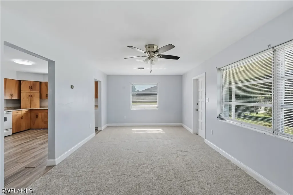 4220 Deleon Street Fort Myers FL 33901