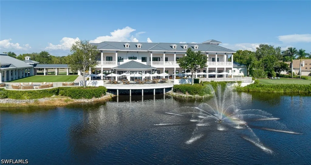 8405 Excalibur Circle Naples FL 34108