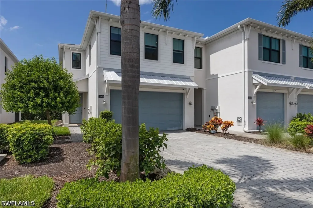 12964 Pembroke Drive Naples FL 34105