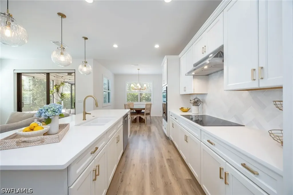 12964 Pembroke Drive Naples FL 34105