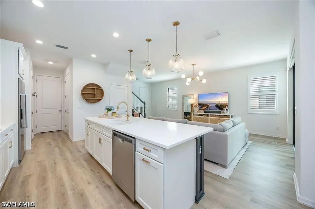 12964 Pembroke Drive Naples FL 34105