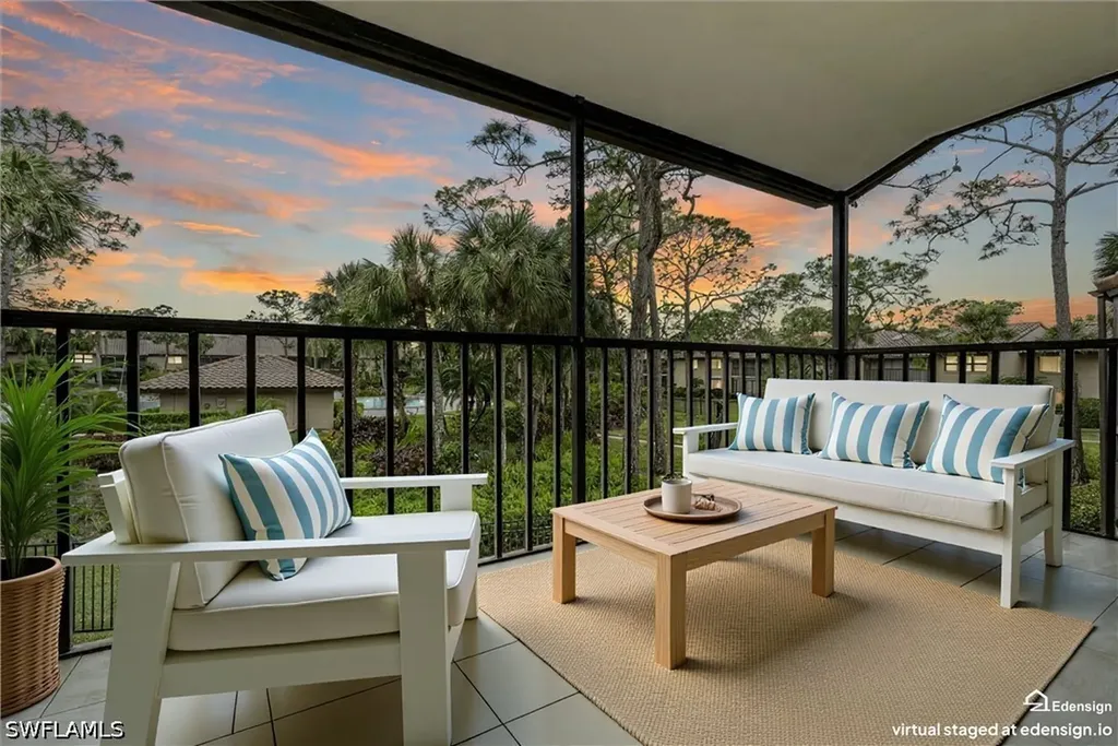 3219 Horse Carriage Way Naples FL 34105