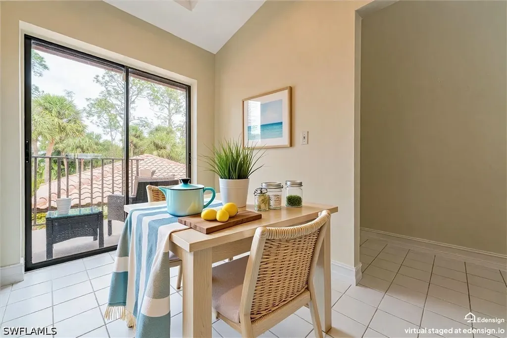 3219 Horse Carriage Way Naples FL 34105