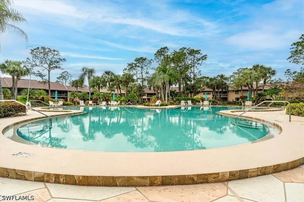 3219 Horse Carriage Way Naples FL 34105