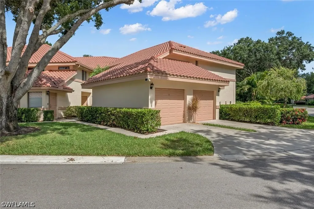 Naples FL, 47 Bennington Drive, Unit 7