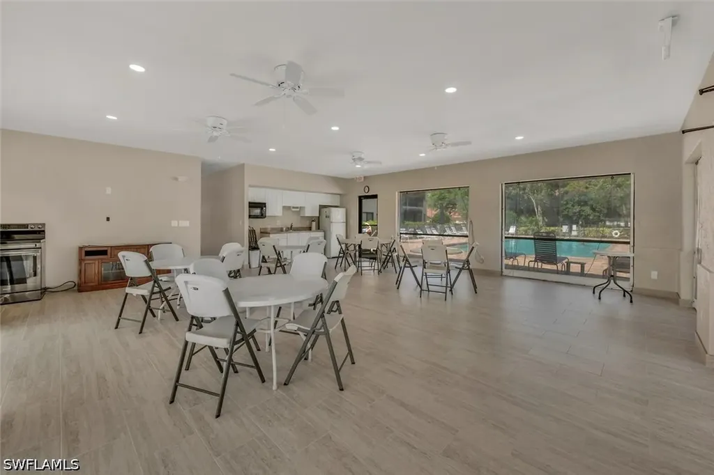 47 Bennington Drive Naples FL 34104