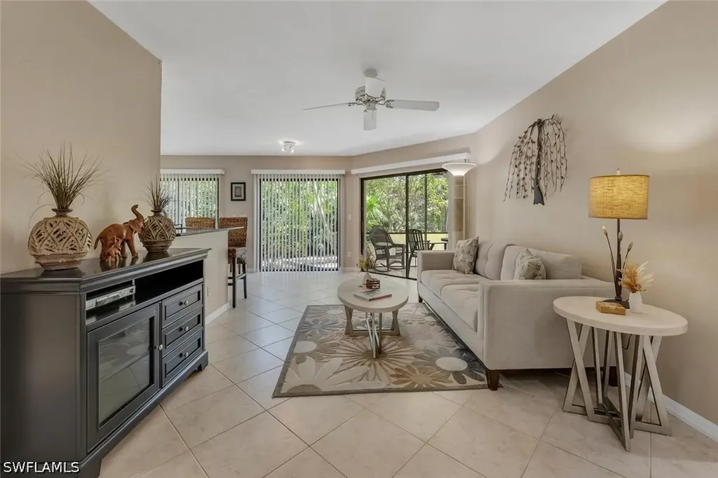 47 Bennington Drive Naples FL 34104