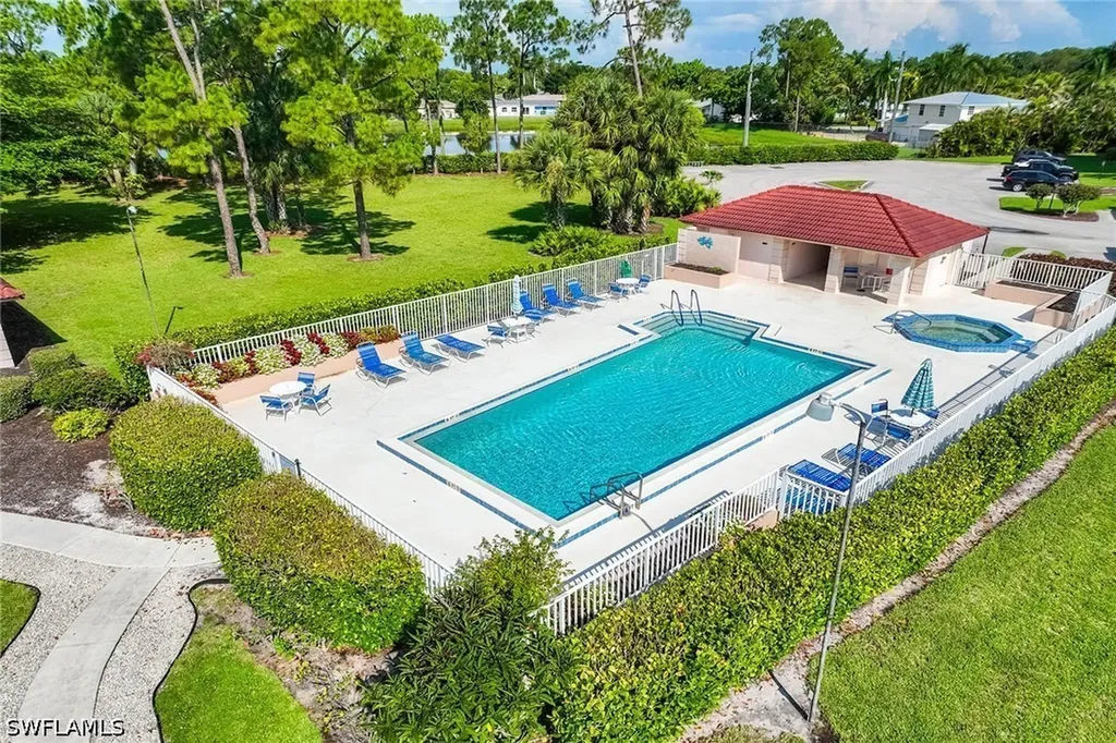 1075 Foxfire Lane Naples FL 34104