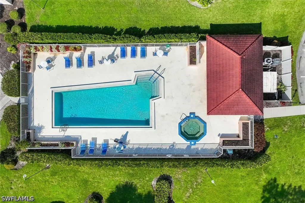 1075 Foxfire Lane Naples FL 34104
