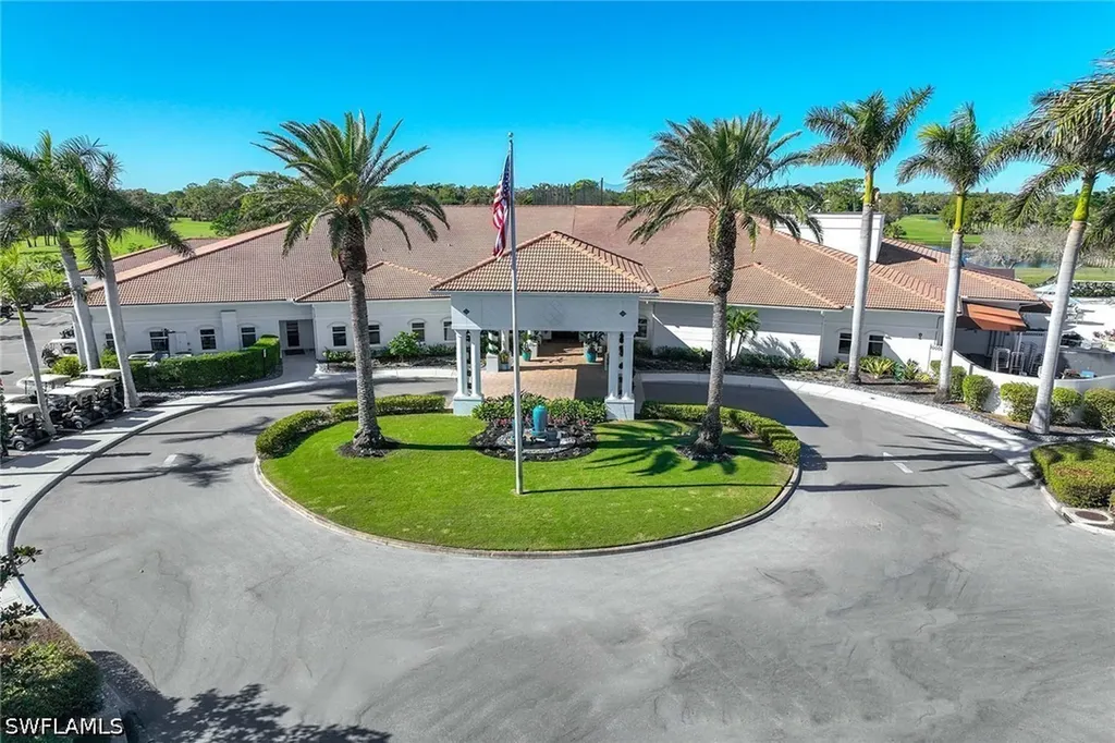1075 Foxfire Lane Naples FL 34104
