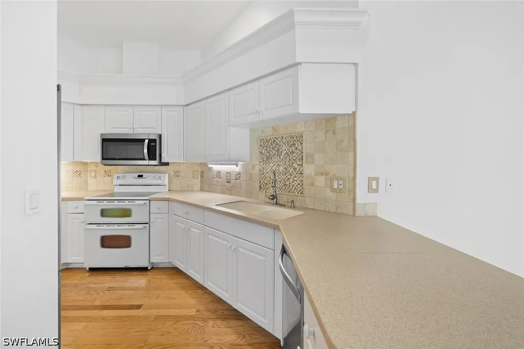 3157 Carriage Circle Naples FL 34105