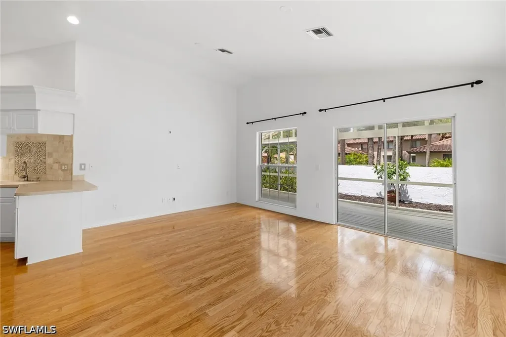 3157 Carriage Circle Naples FL 34105