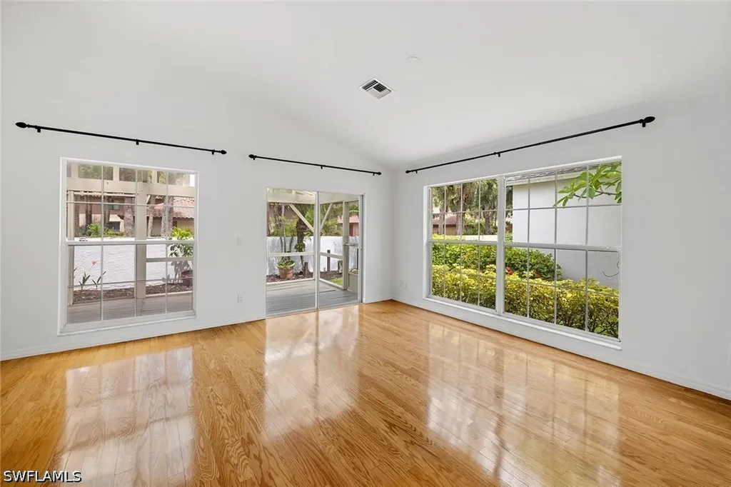 3157 Carriage Circle Naples FL 34105