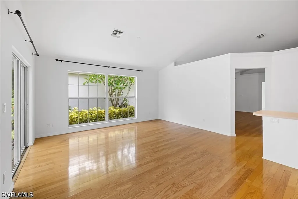 3157 Carriage Circle Naples FL 34105