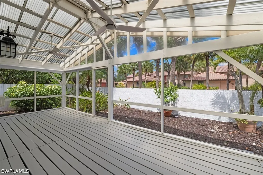 3157 Carriage Circle Naples FL 34105