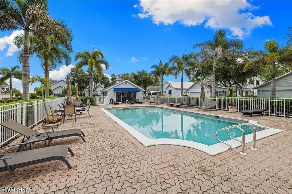 3157 Carriage Circle Naples FL 34105