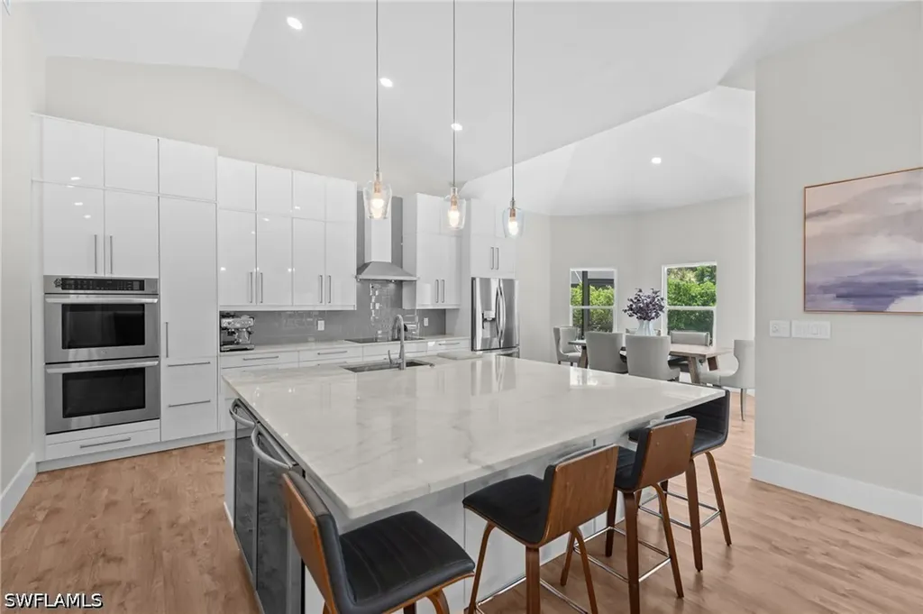 245 Monterey Drive Naples FL 34119