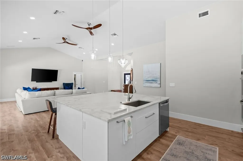 245 Monterey Drive Naples FL 34119