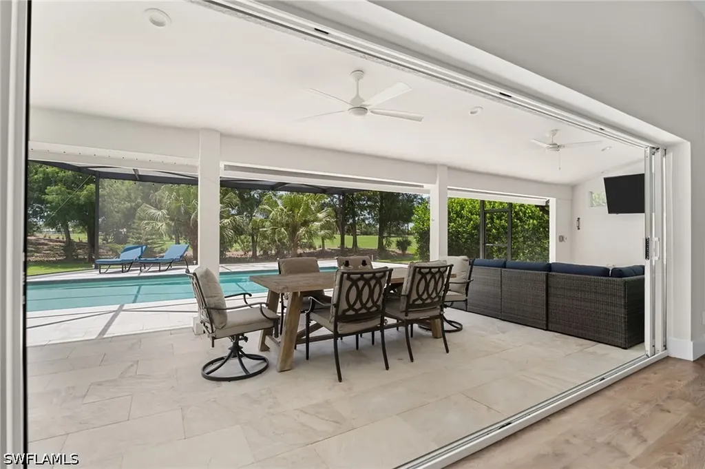 245 Monterey Drive Naples FL 34119
