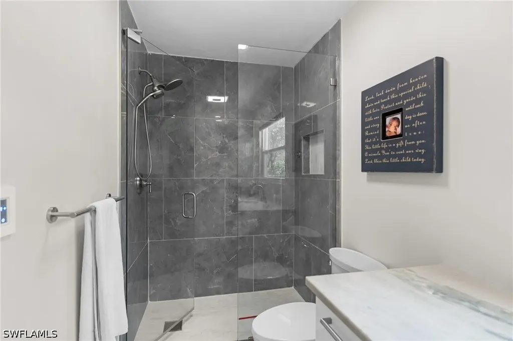 245 Monterey Drive Naples FL 34119
