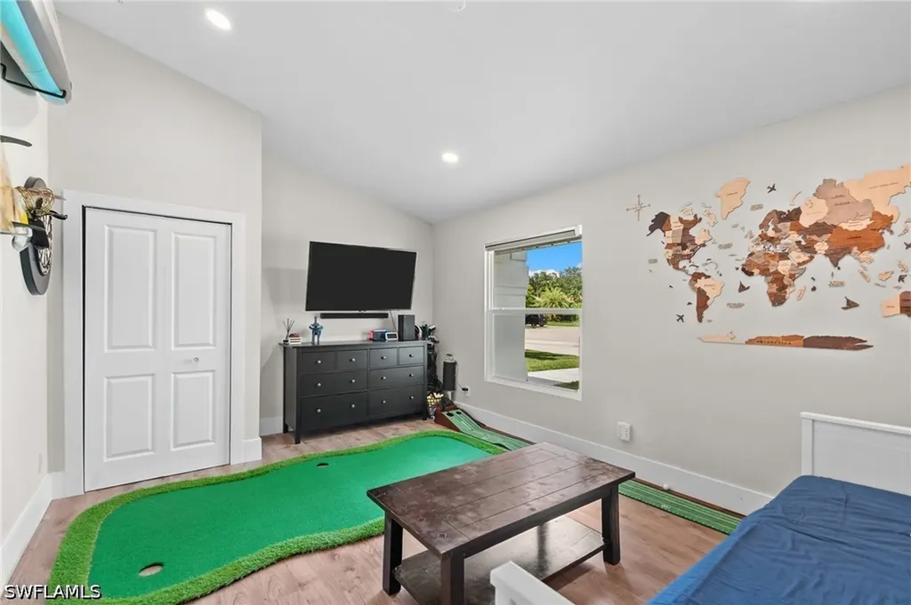 245 Monterey Drive Naples FL 34119
