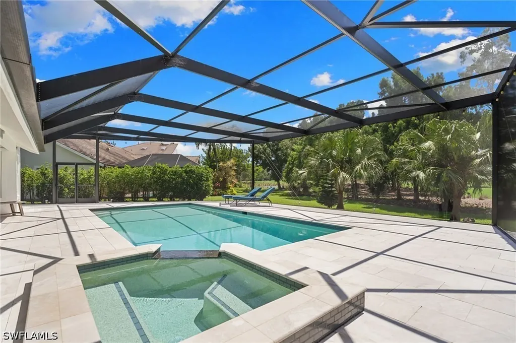 245 Monterey Drive Naples FL 34119