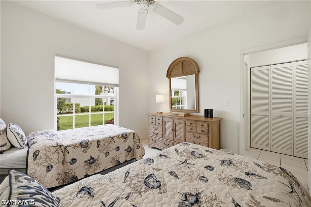 829 Tanbark Drive Naples FL 34108