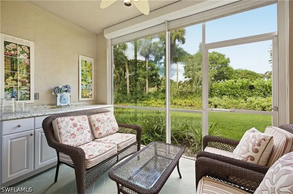 829 Tanbark Drive Naples FL 34108