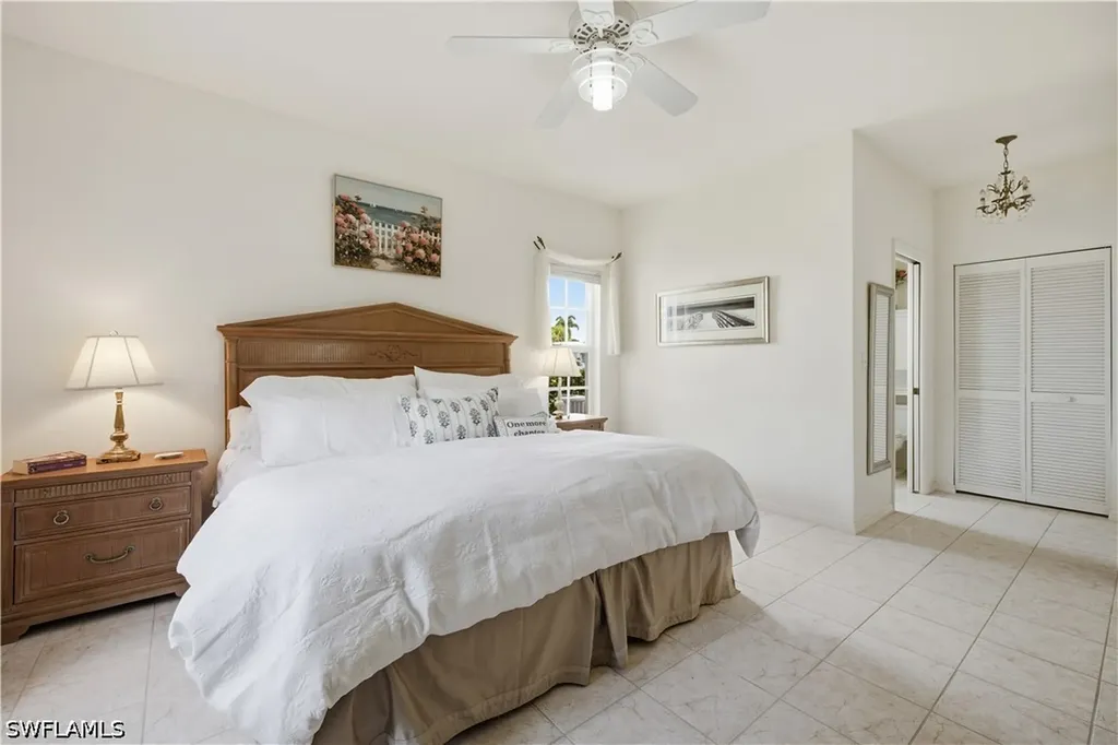 829 Tanbark Drive Naples FL 34108