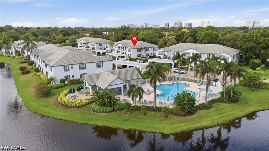 829 Tanbark Drive Naples FL 34108