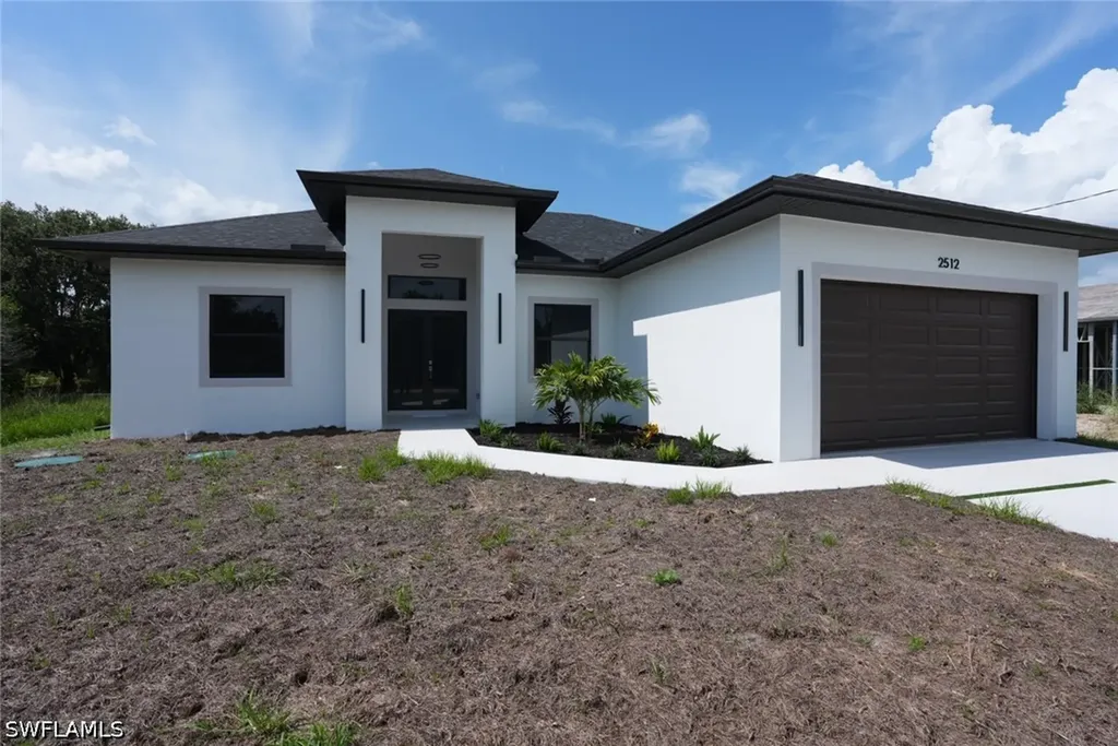2512 40th Street SW Lehigh Acres FL 33976
