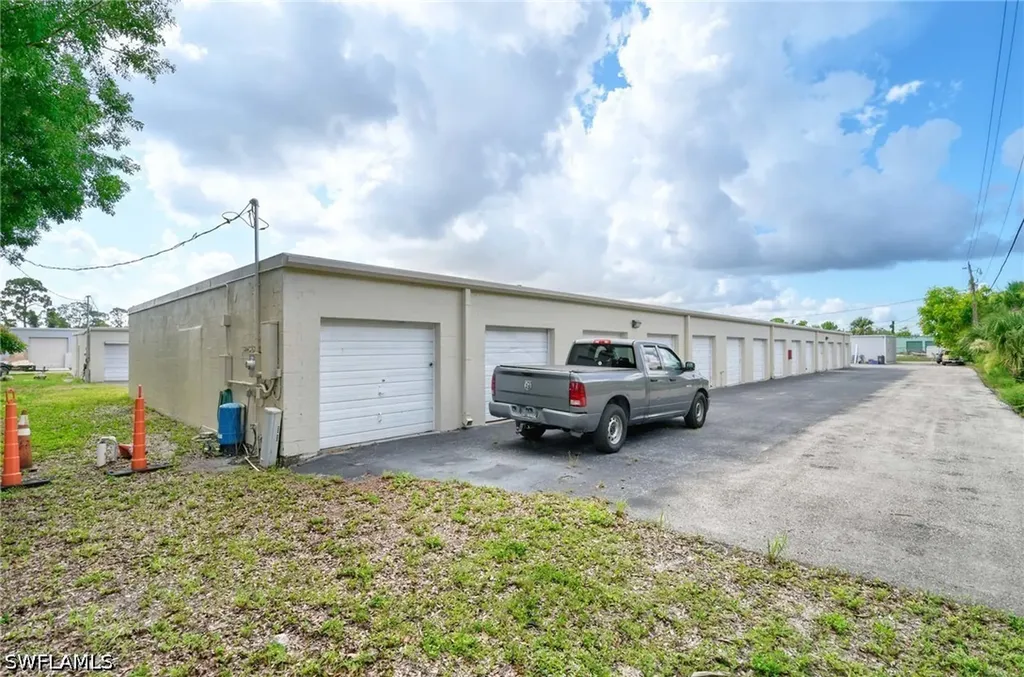 2245/2243 Bruner Lane Fort Myers FL 33912