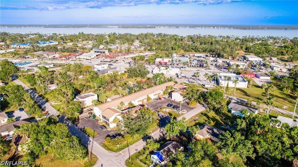 824 Alderman Street Fort Myers FL 33916