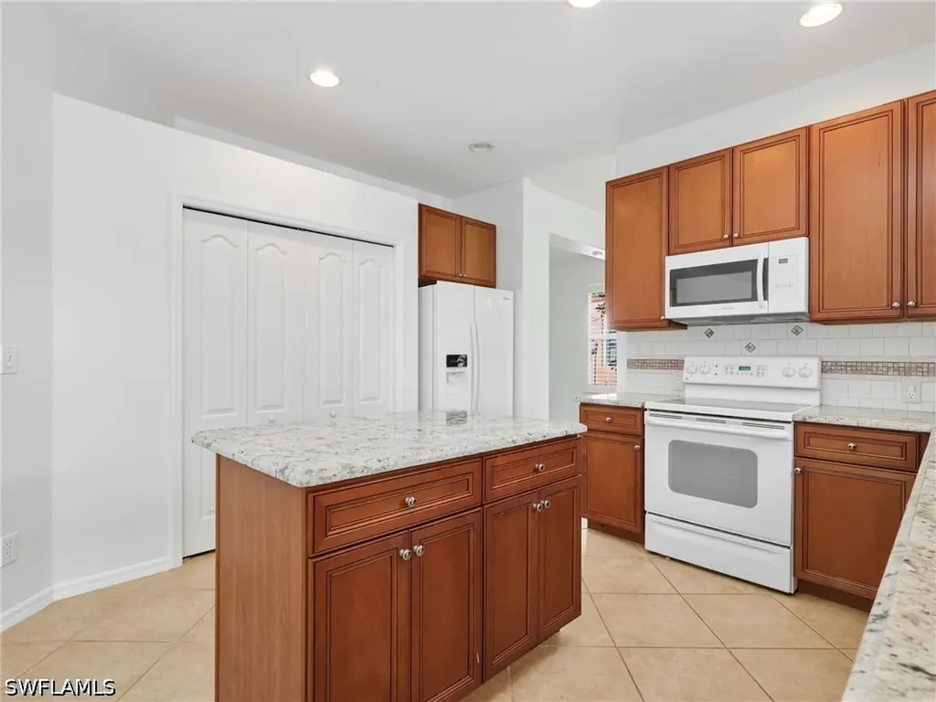 15092 Balmoral Loop Fort Myers FL 33919