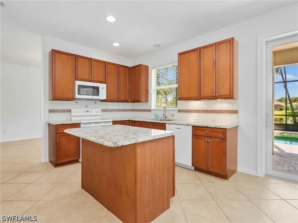 15092 Balmoral Loop Fort Myers FL 33919