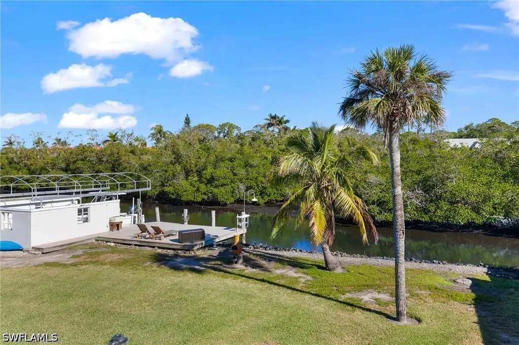 2295 Harbor Road Naples FL 34104