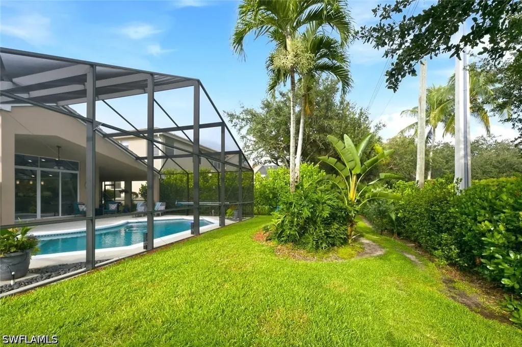 1997 Isla De Palma Circle Naples FL 34119