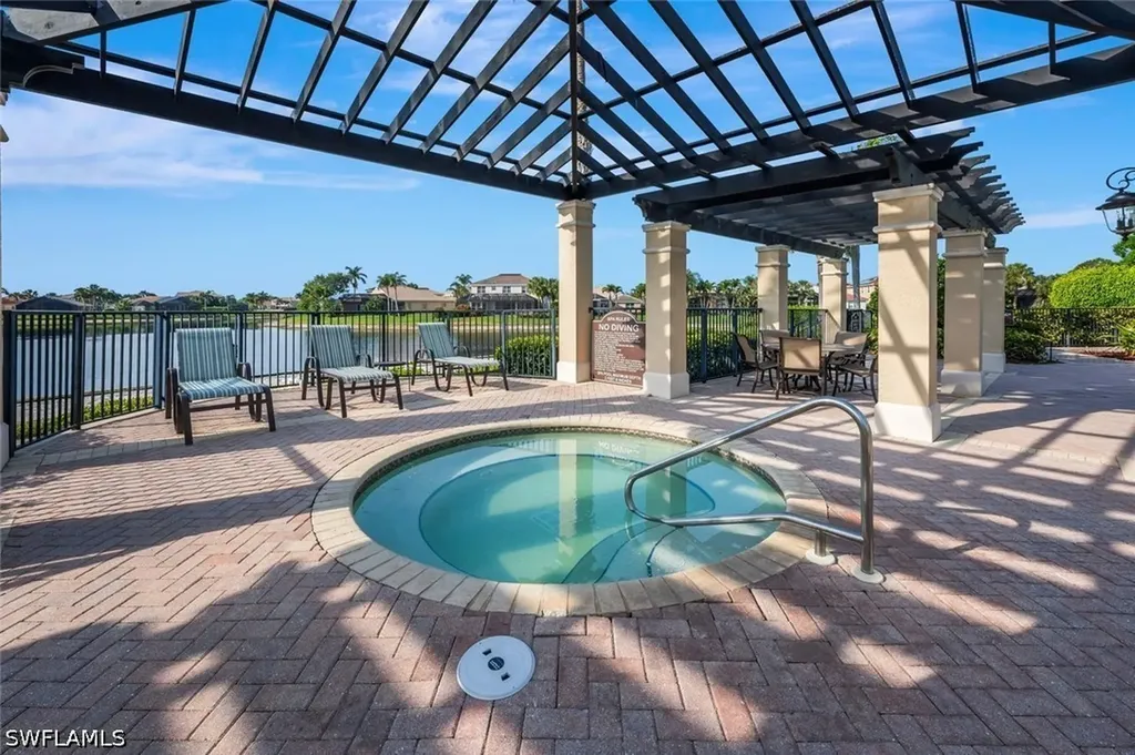 1997 Isla De Palma Circle Naples FL 34119