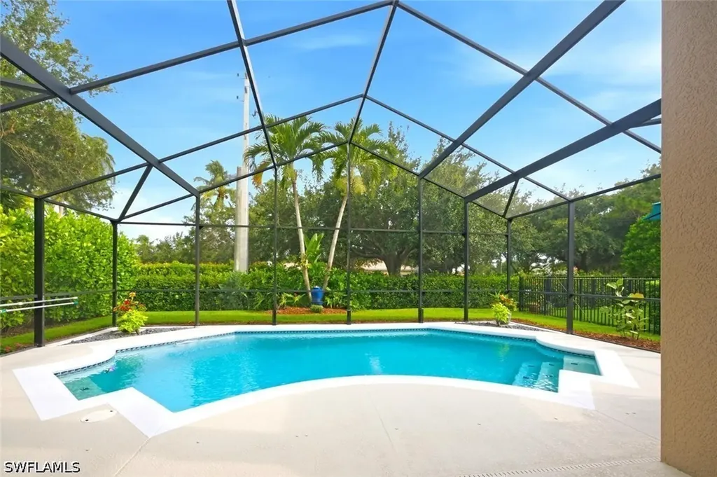1997 Isla De Palma Circle Naples FL 34119