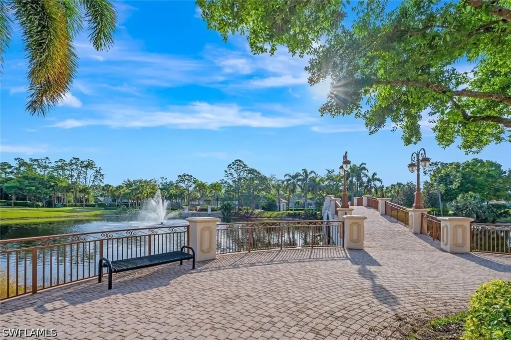 1997 Isla De Palma Circle Naples FL 34119