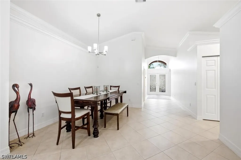1997 Isla De Palma Circle Naples FL 34119