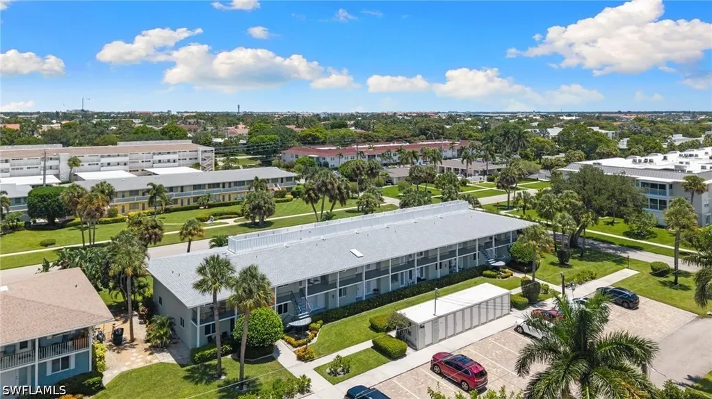 468 12th Avenue S Naples FL 34102